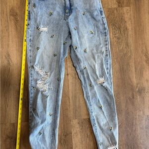 Tinseltown Light Blue Boyfriend Jeans with Sunflower Accent